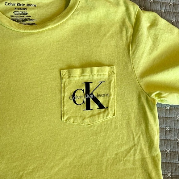 (Bundle 3 for $15) Calvin Klein Boys Cotton Bright Yellow Tee Size 10/12 - Picture 3 of 4